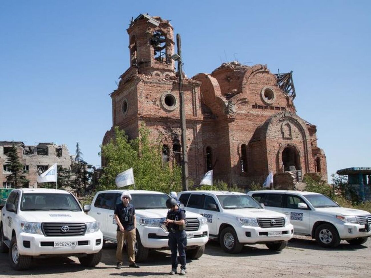 Спостерігачі СММ ОБСЄ потрапили під обстріл у Волноваському районі Донецької області