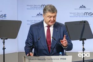 Порошенко: Ми зробимо сектор оборони України більш прозорим, починаючи від фінансування і закінчуючи громадським контролем