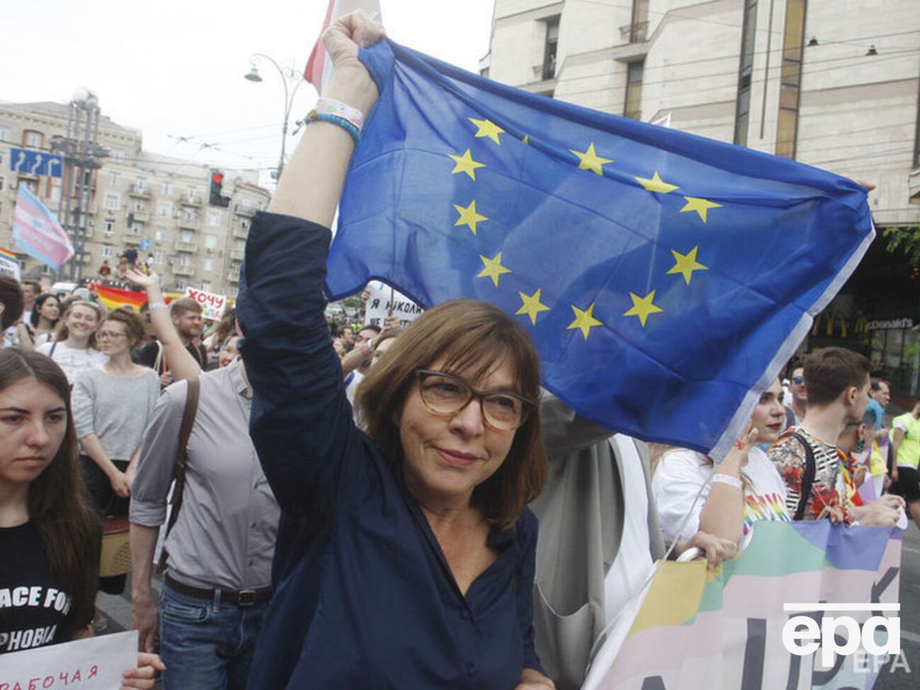 Хармс поблагодарила украинскую полицию и Нацгвардию