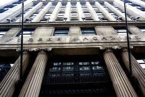Forbes видавався в Україні з березня 2011-го до січня 2017 року
