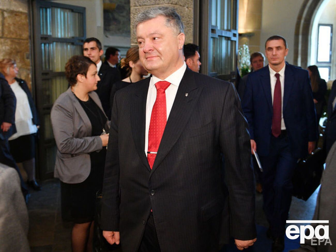 Порошенко: Система не буде ефективною, якщо ЄС надаватиме притулок посадовим особам і олігархам