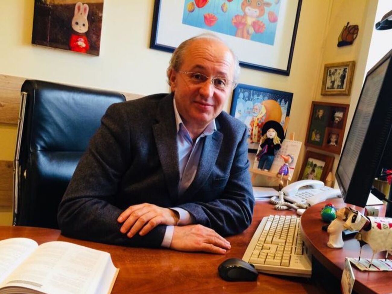 Иван Малкович: Я человек действия. Что я могу делать? Хорошие книги. Это мой маленький вклад в развитие Украинского государства. Я верю, что чем больше люди будут читать, тем быстрее станут образованными и критически мыслящими гражданами