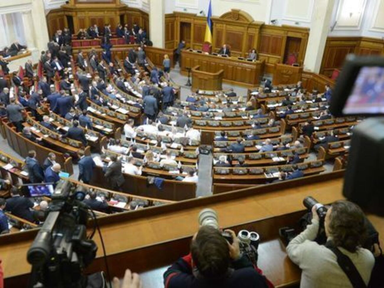 Профільний комітет вирішив повернути подання на Вілкула та Колєснікова спікеру ВР