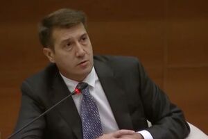 Російські ЗМІ пишуть, що заступник міністра енергетики Кравченко може стати свідком у справі "румунської шпигунки"