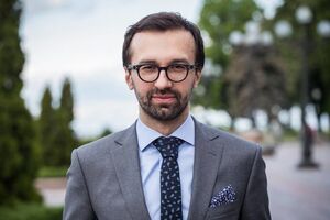 Лещенко деякий час перебував у держреєстрі боржників через судові дебати з Іванющенком