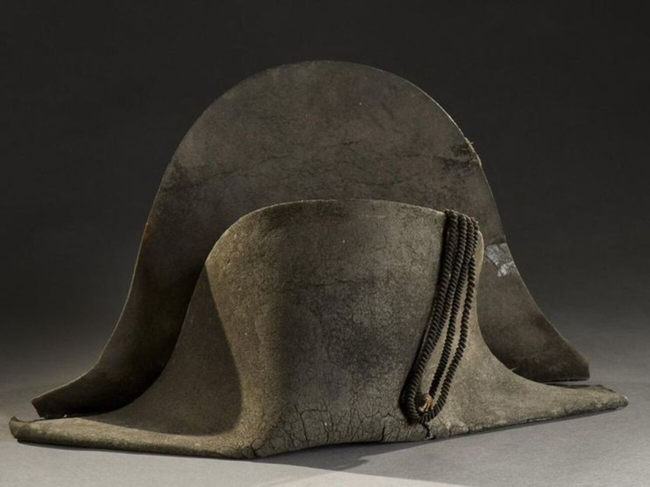 Двууголку продали через 203 года после битвы при Ватерлоо