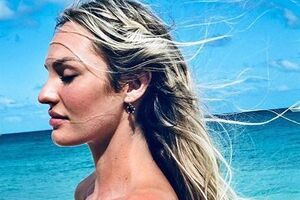 Свейнпол: Наш маленький чоловік народився сьогодні вранці. І він не міг бути досконалішим