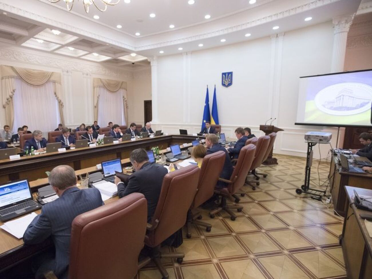 Уряд дозволив профінансувати нові арсенали і сховища боєприпасів