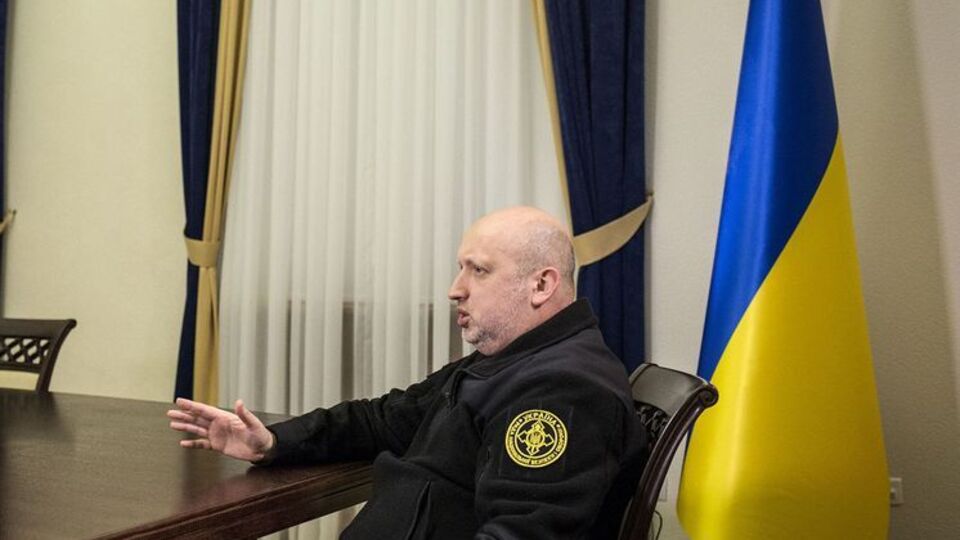 Турчинов уважає, що потрібні закони для підтримки кібербезпеки