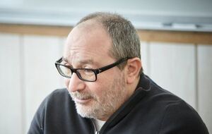 Кернес погодився зняти питання