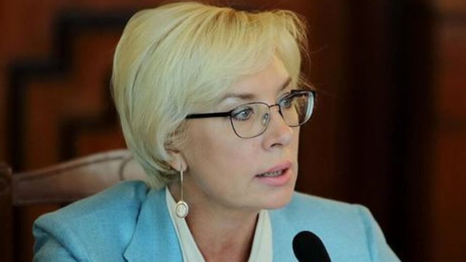 Денисова просит советника президента РФ содействовать ее посещению Сенцова