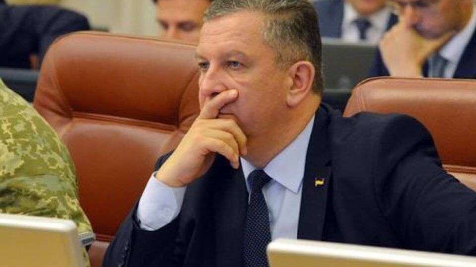 Рева: Железного занавеса больше нет, и мы не можем запретить людям выезжать из страны
