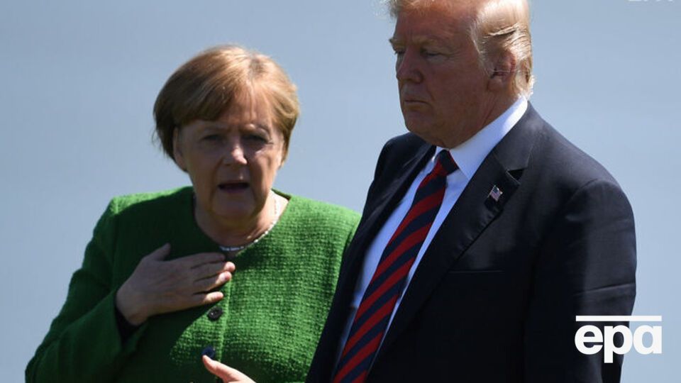 Трамп: Ось, Ангело. Не кажіть, що я вам ніколи нічого не даю