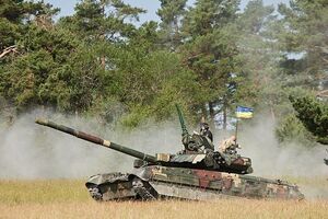 Один український військовий дістав поранення