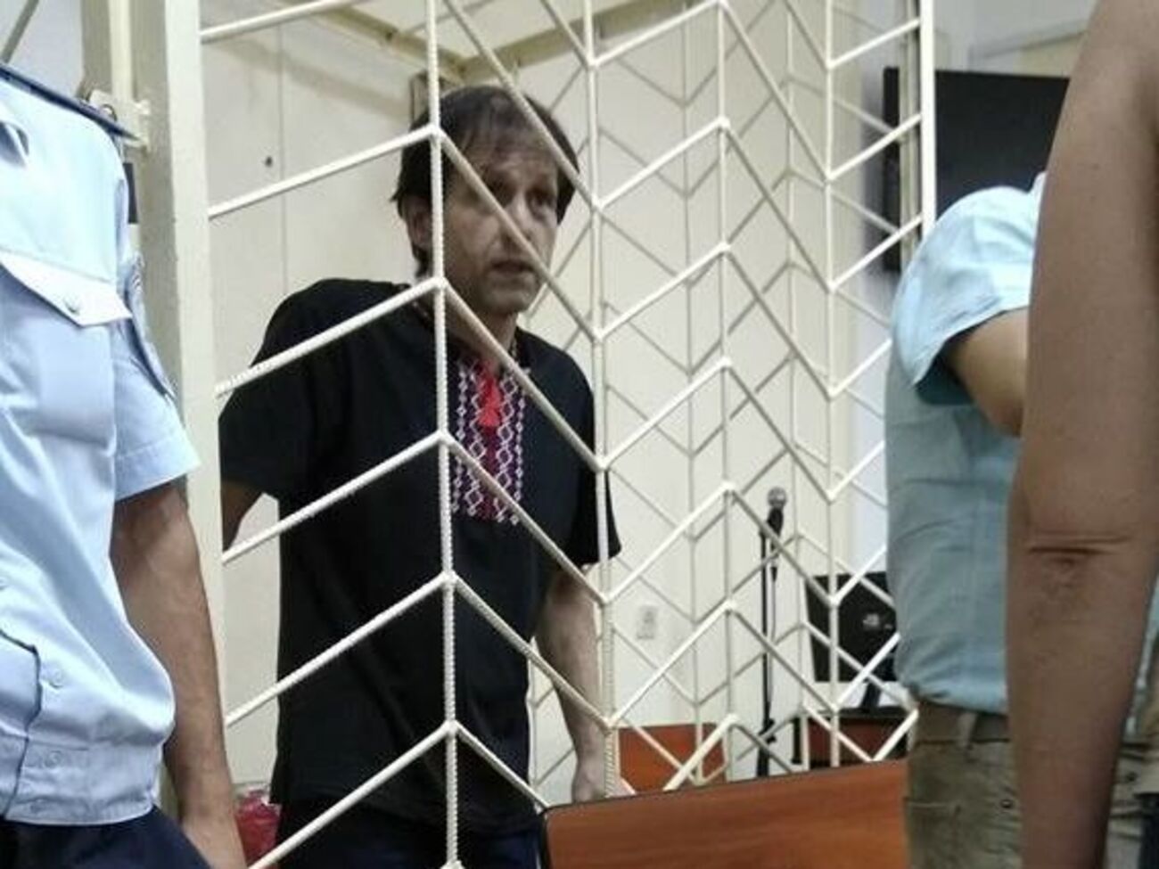 Сьогодні Балух прийшов на засідання "суду" у вишиванці