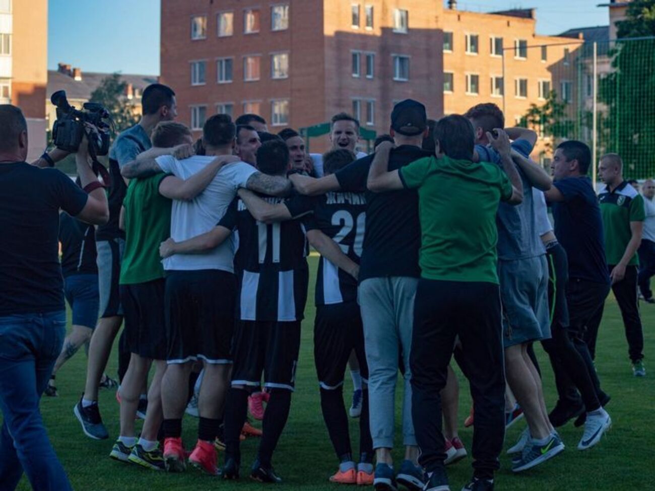 "Полтава" в мае пробилась в Премьер-лигу через переходные матчи