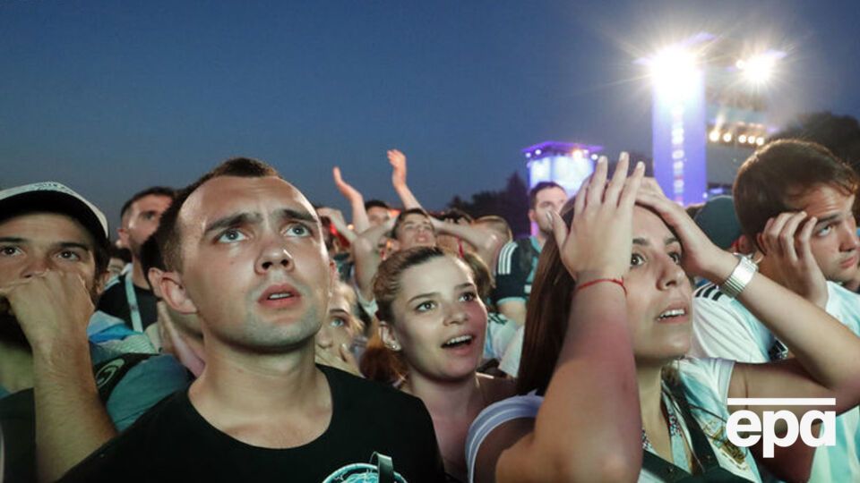 Уболівальники збірної Аргентини важко переживають розгром улюбленців