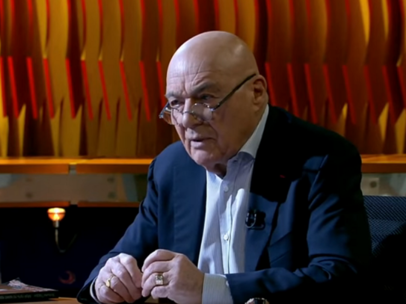 Познер: На федеральном телевидении политическая линия жестко контролируется Кремлем