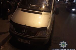 По предварительным данным, микроавтобус разбили битой