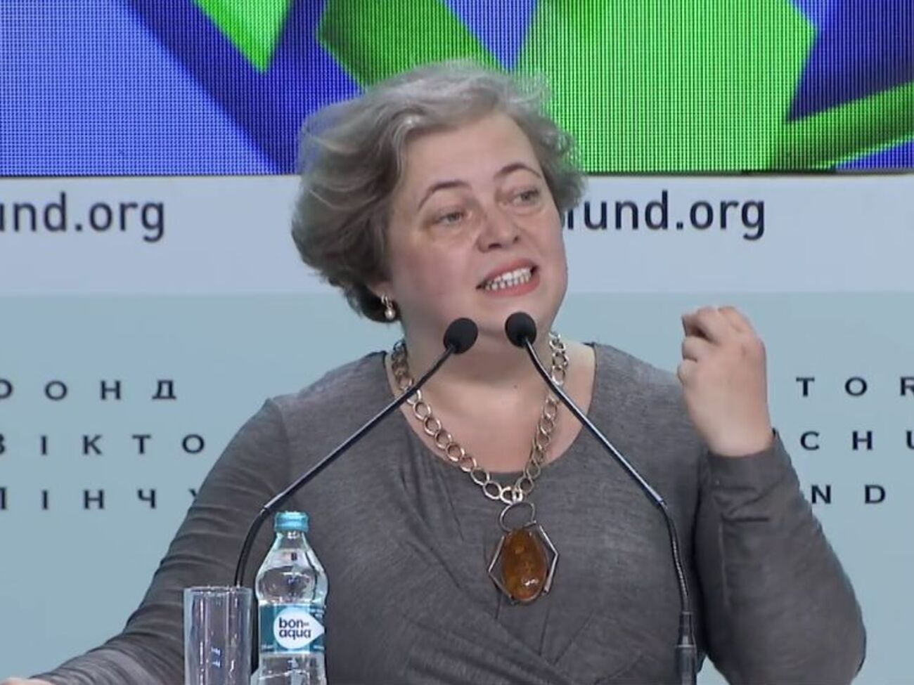 Мостова: Якщо ми не змінимо цього підходу, то за п'ять років жінки будуть сидіти тільки в МАФах