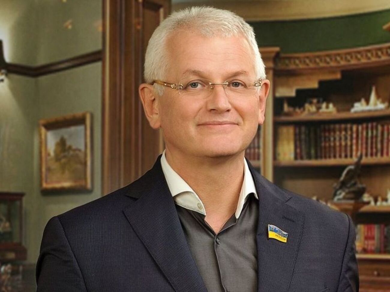 Співаковський заявив, що за три дні до пожежі на його мобільний телефон надійшло смс із погрозами