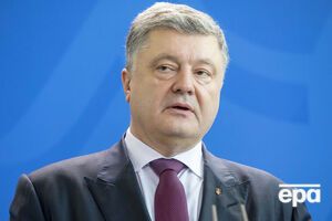 Порошенко: Ніхто не переможе народ, який співає український гімн навіть у кремлівських катівнях