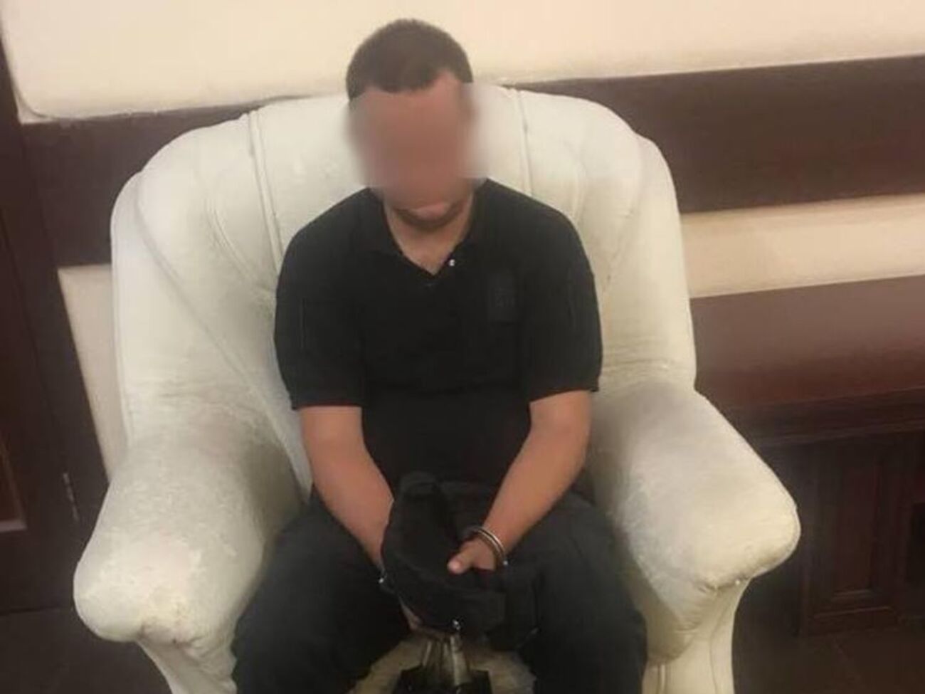 В Киеве задержали конвоира и сообщили ему о подозрении