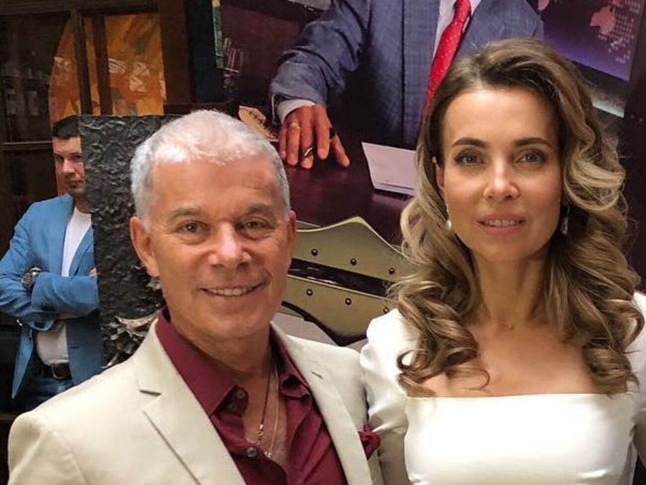 Марина Газманова: Не успели получить чемоданы, как сразу нас направили на досмотр в полицию