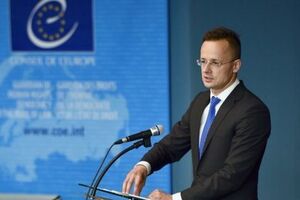Сийярто заявил, что "будет самым счастливым человеком на земле", если Киев и Будапешт смогут вернуться к отношениям, которые были раньше