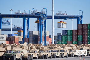 За даними американських військових, їхні танки можуть застрягти на вузьких дорогах і мостах