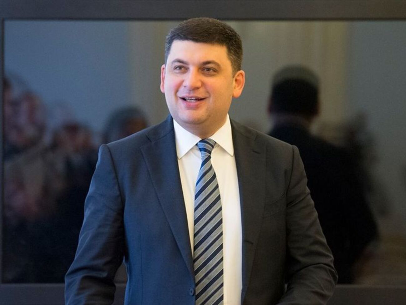 Гройсман: Мене шантажують дрібними розслідуваннями