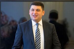 Гройсман: Мене шантажують дрібними розслідуваннями