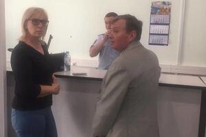 Денисова добивается встречи с Сущенко