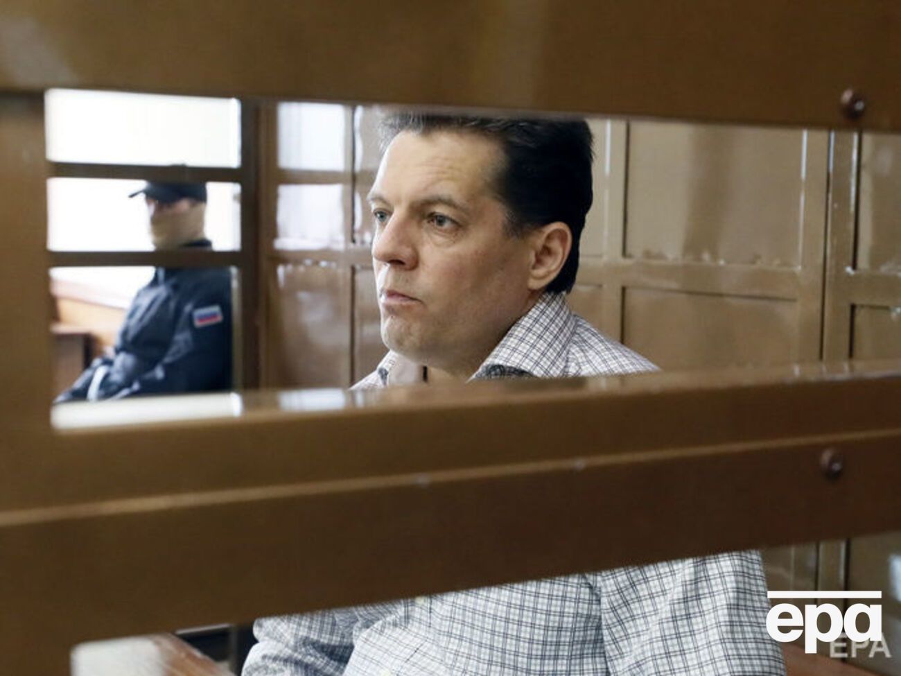 Суд в Москве приговорил Сущенко к 12 годам колонии строгого режима