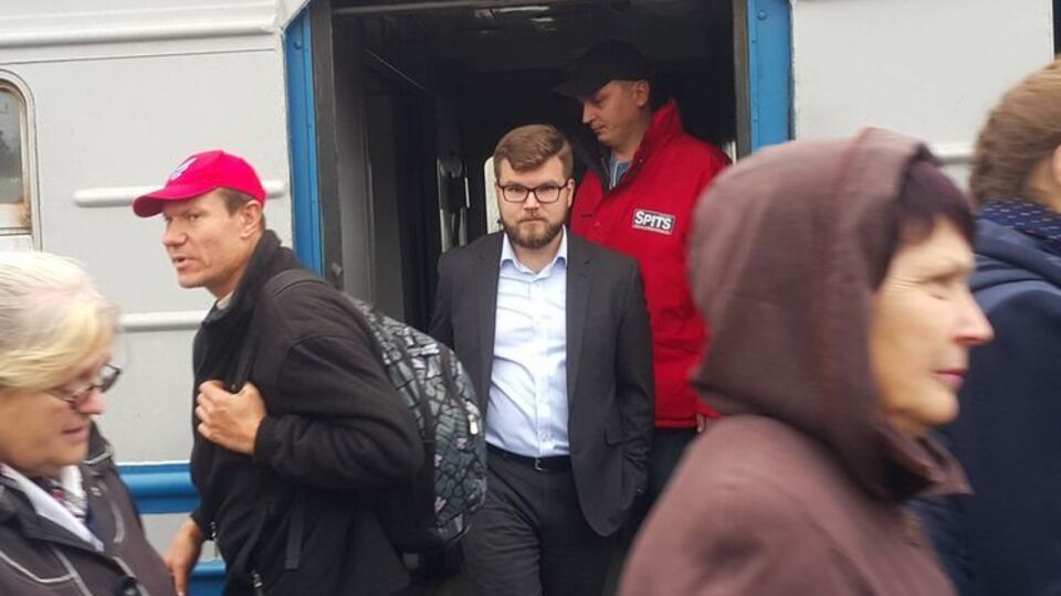 Кравцова (в центре) назначили временным главой "Укрзалізниці" в августе 2017 года
