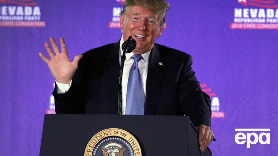 Трамп: Верховний суд підтримав рішення Трампа про заборону на в'їзд. Вау!