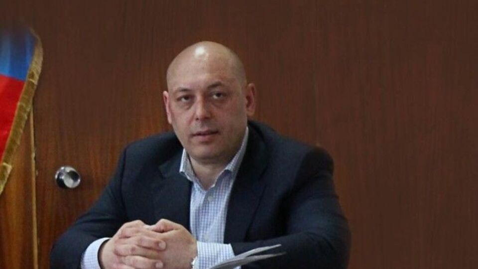 До 2014 року Андрієнко був депутатом в одній із райрад Донецька