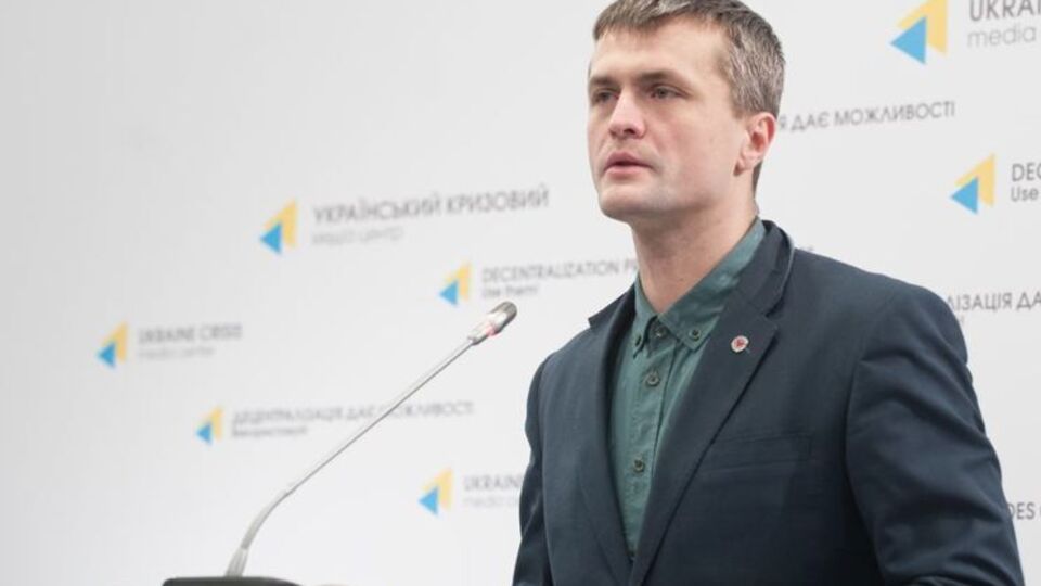 Луценко підозрює, що кошти від нелегального продажу нафтопродуктів ідуть на фінансування прокремлівських ЗМІ в Україні