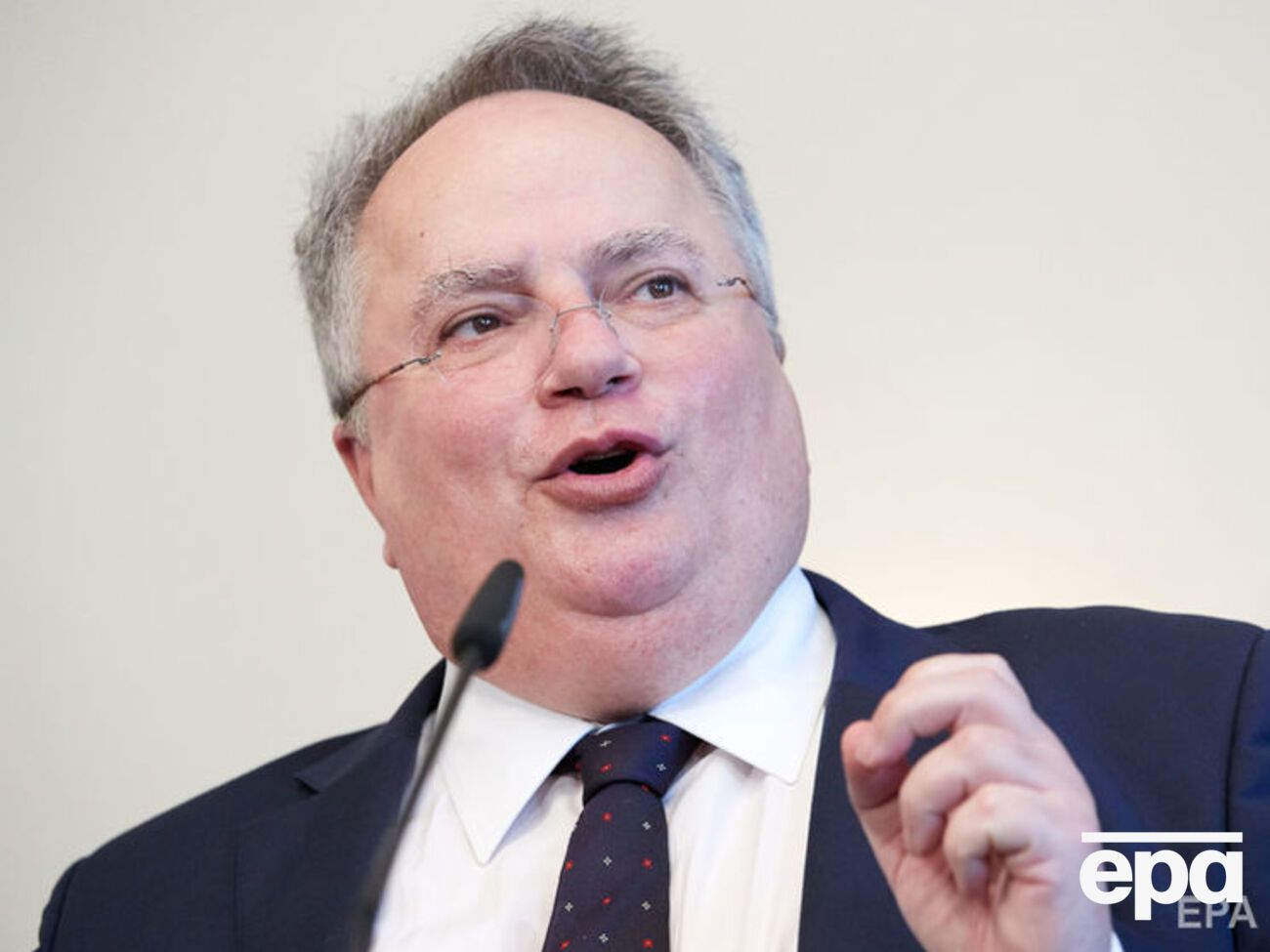 Кодзиас призвал коллег из ЕС ускорить прием Албании и Македонии