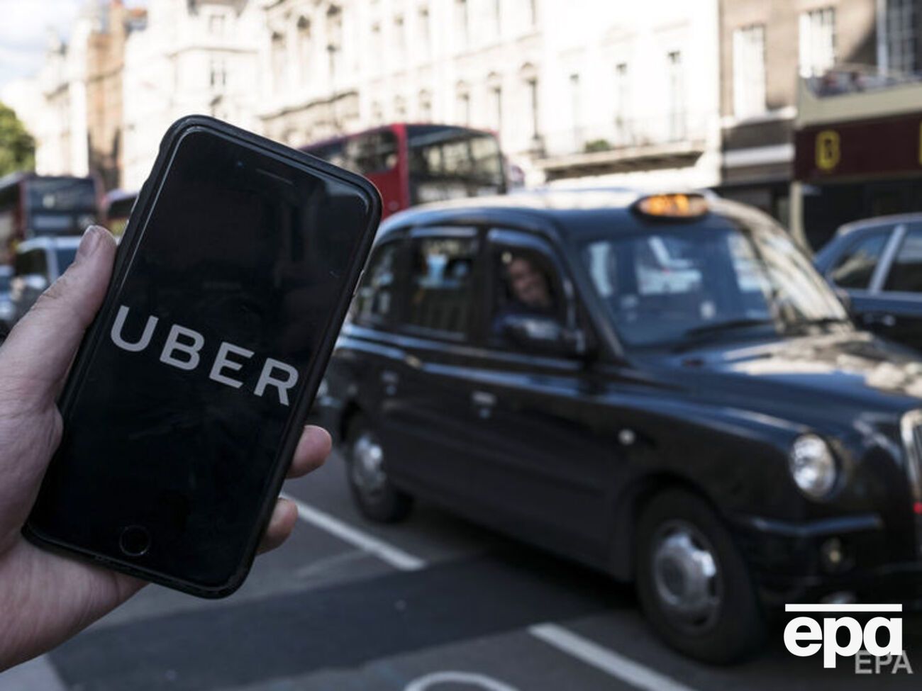 Uber разрешили работать в Лондоне