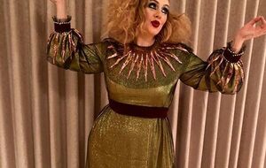 Адель уже работает в студии над альбомом – СМИ