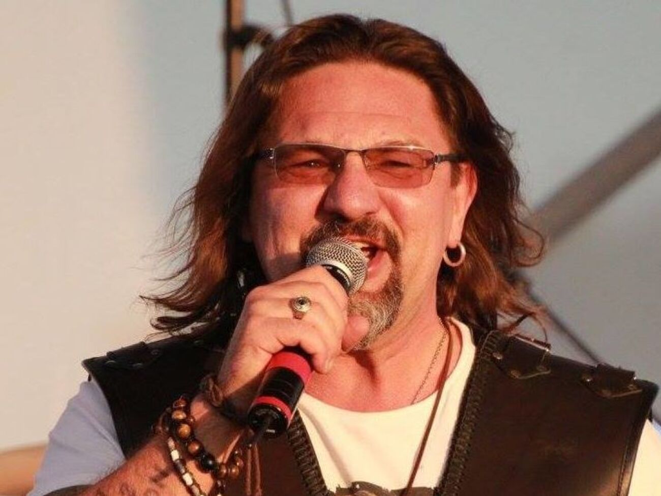 Кузин:&nbsp;Я лучше скажу, что буду смотреть интересные игры, которые мне кажутся важными, чем лицемерно тут топать ногами, а потом подленько смотреть