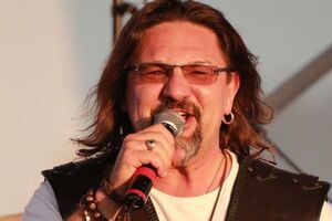 Кузін: Я краще скажу, що буду дивитися цікаві ігри, які мені здаються важливими, ніж лицемірно тут тупотіти ногами, а потім підступно дивитися