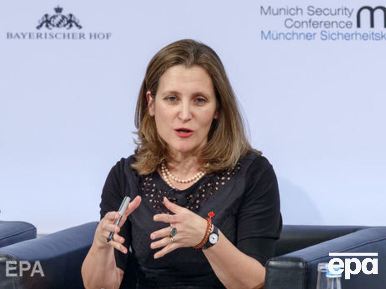 Фриланд: Делайте эти реформы для себя