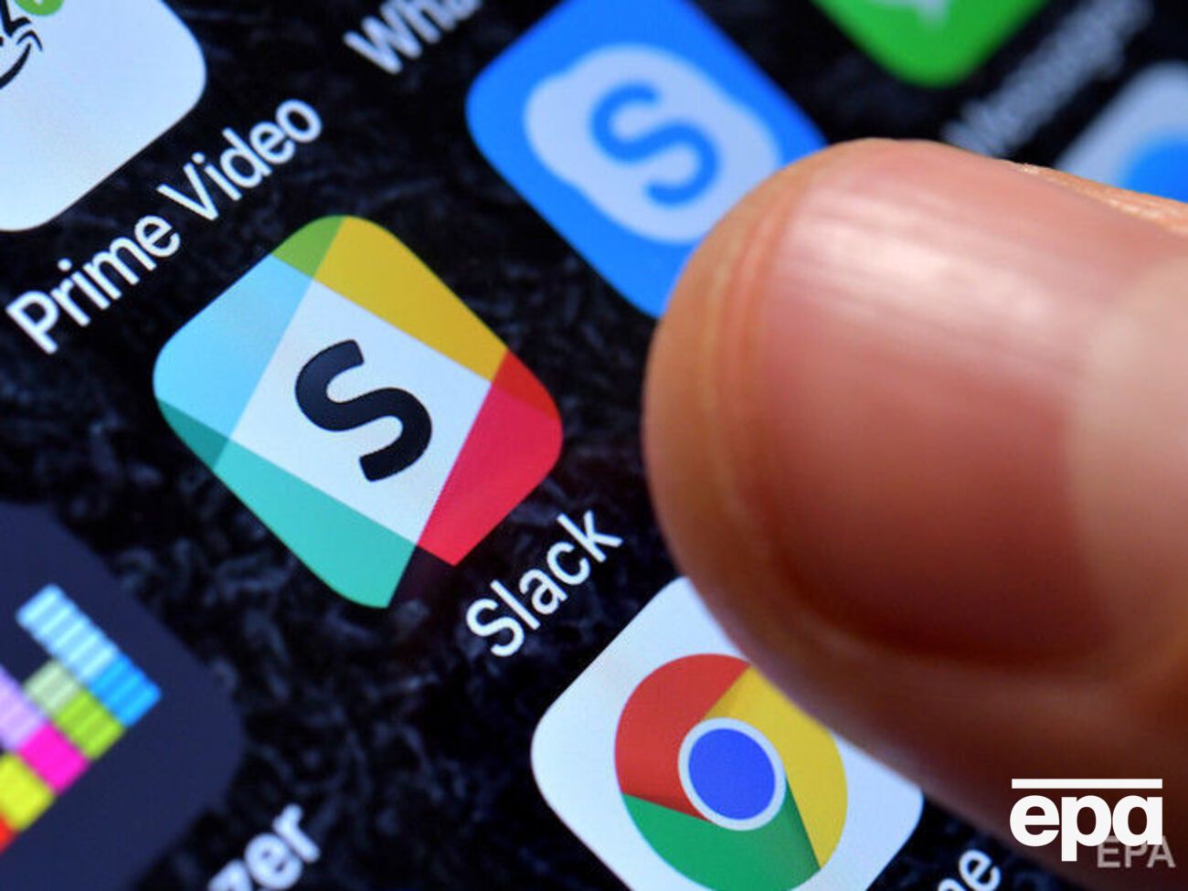 В работе Slack произошел сбой