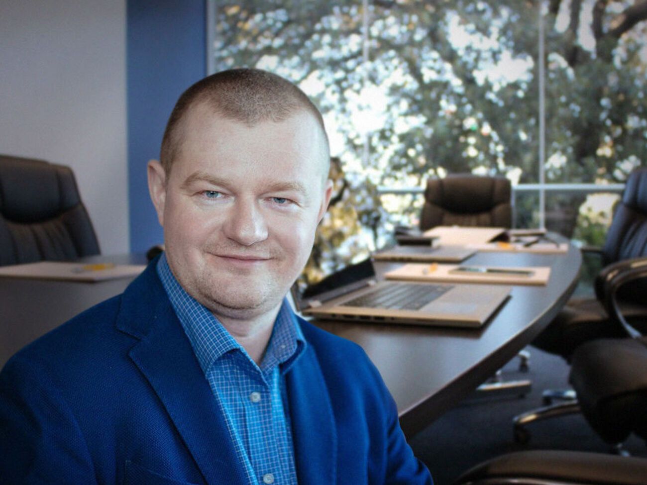 Макс Поляков объясняет, как работает обновленная EOS Platform