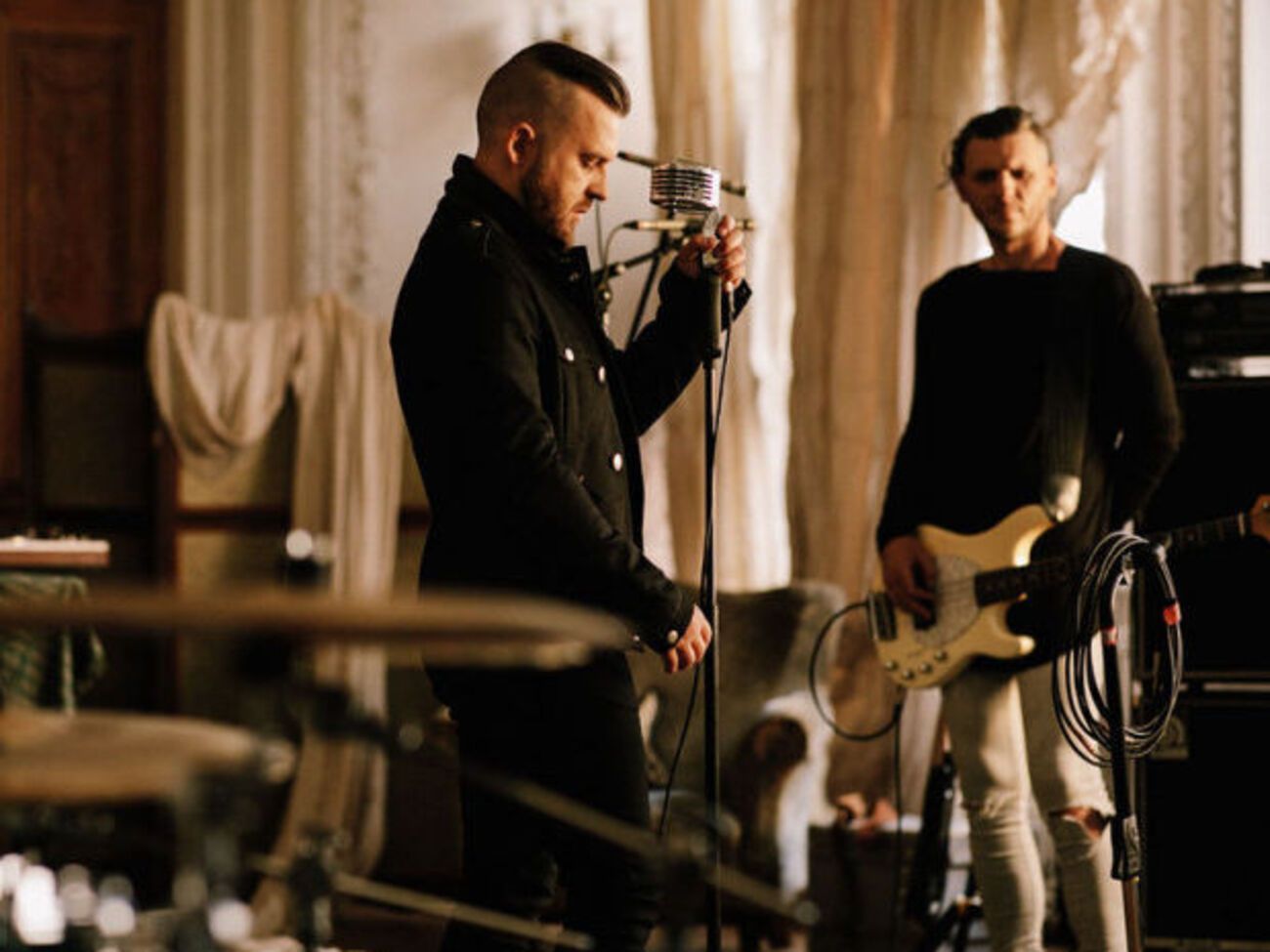 Съемки проходили в старинном особняке