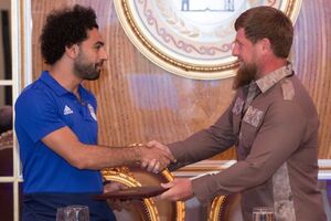 Салах получил от Кадырова звание почетного гражданина Чечни