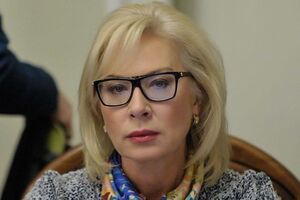 Денісову не планують пускати до Сенцова