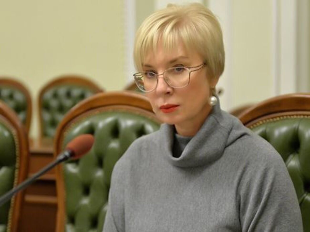 Денисова: Я уже стучала в двери. Постучала, сказала, что я здесь